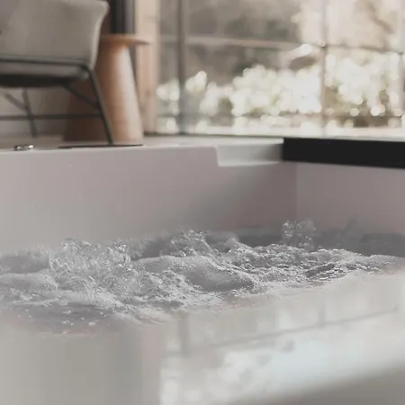 Hotel Atmos Boutique 4*