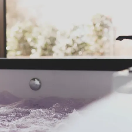 Hotell Atmos Boutique 4*