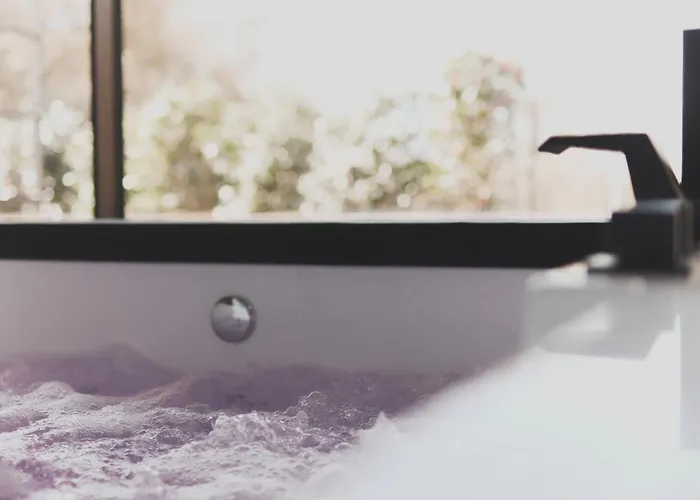 Hotel Atmos Boutique 4*