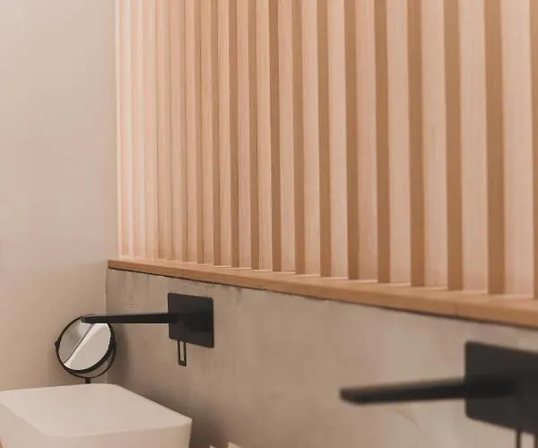 Atmos Boutique Hotel 4*