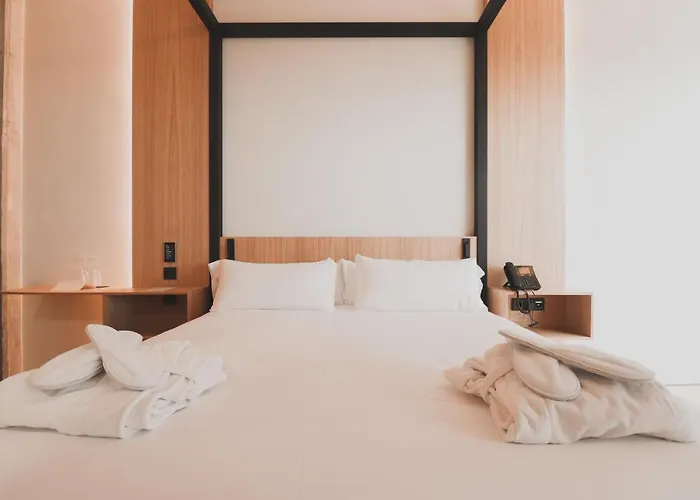 Atmos Boutique 4* Outes