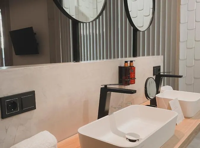 Atmos Boutique Outes